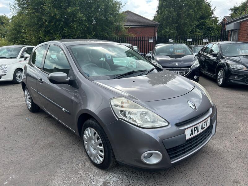 RENAULT CLIO
