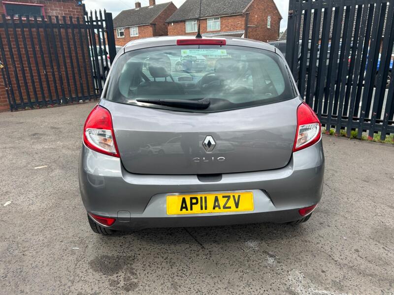 RENAULT CLIO