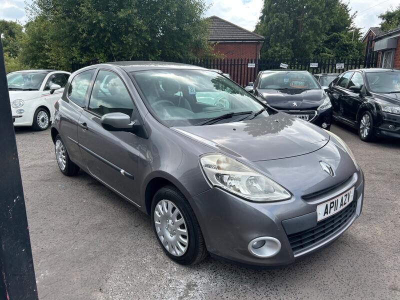 RENAULT CLIO