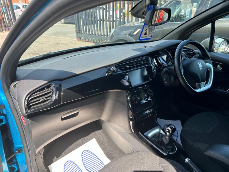 DS AUTOMOBILES DS 3