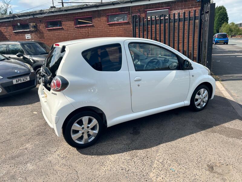 TOYOTA AYGO