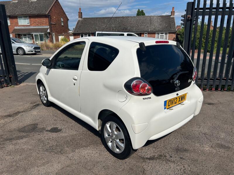 TOYOTA AYGO