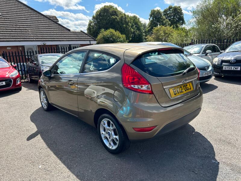 FORD FIESTA