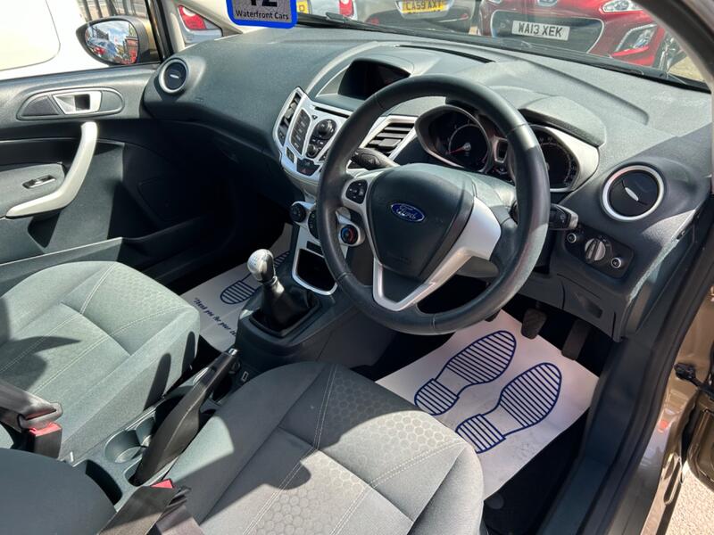 FORD FIESTA