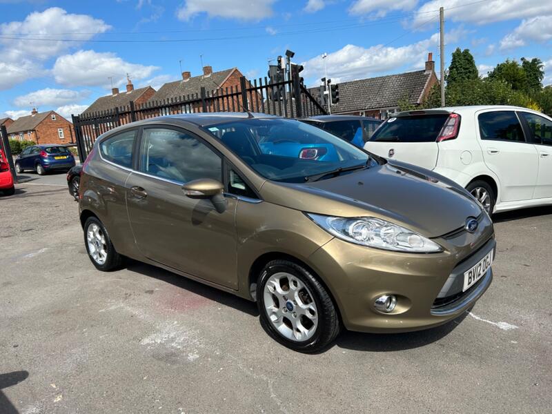 FORD FIESTA