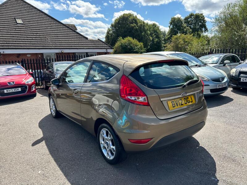 FORD FIESTA