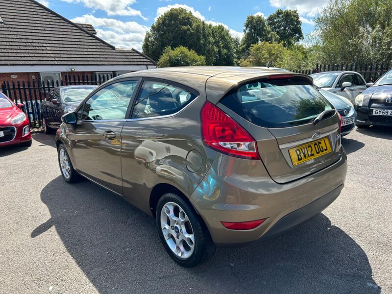 FORD FIESTA