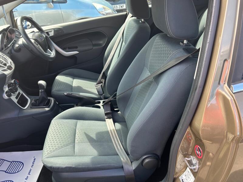 FORD FIESTA