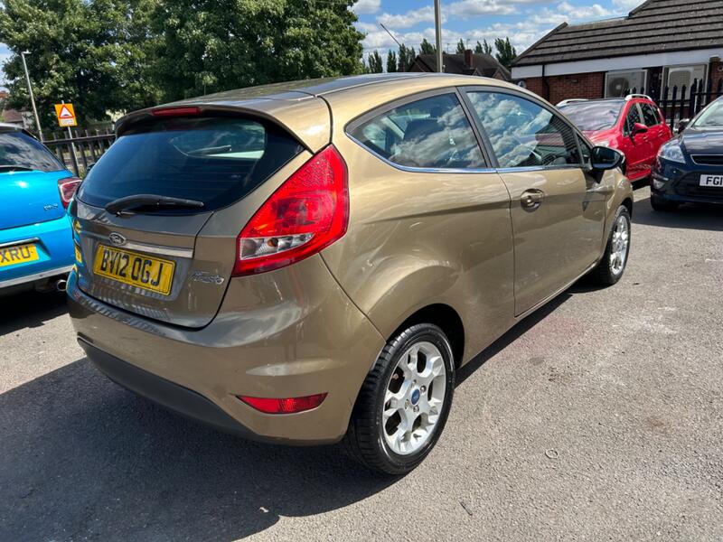 FORD FIESTA