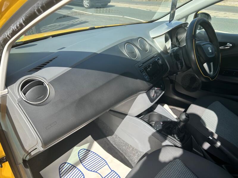 SEAT IBIZA