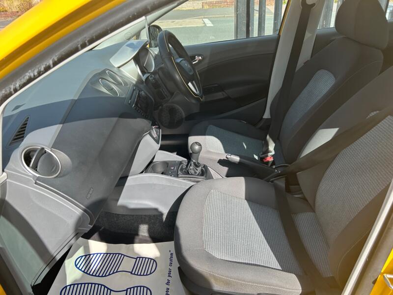SEAT IBIZA