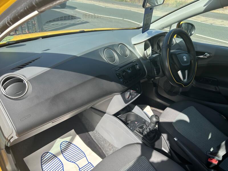 SEAT IBIZA