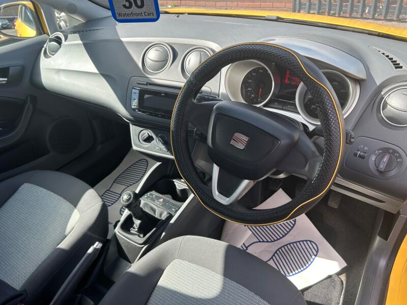 SEAT IBIZA
