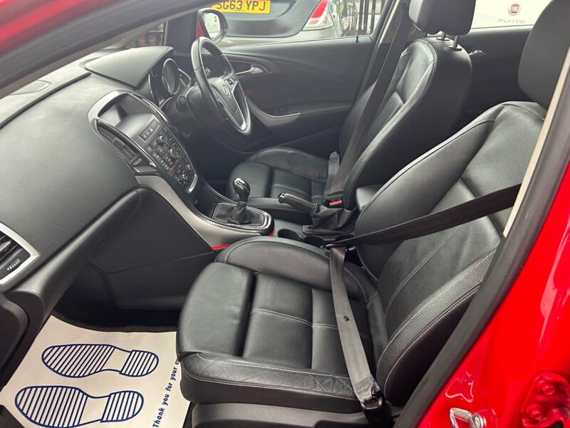 VAUXHALL ASTRA