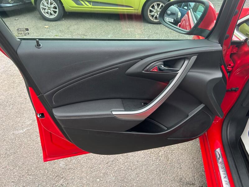 VAUXHALL ASTRA