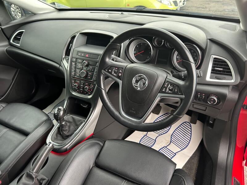 VAUXHALL ASTRA