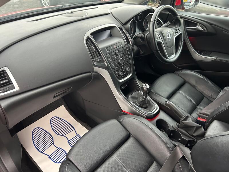 VAUXHALL ASTRA