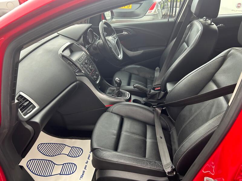VAUXHALL ASTRA