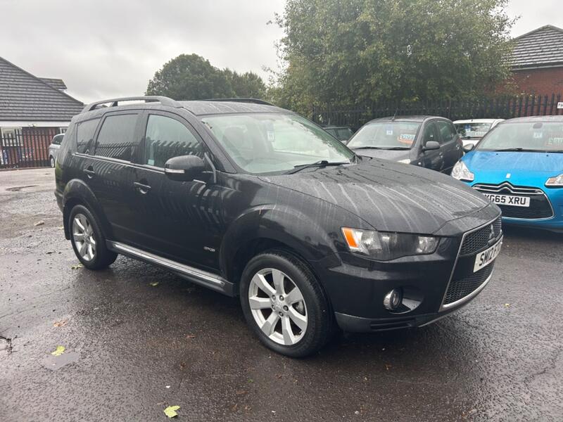 MITSUBISHI OUTLANDER