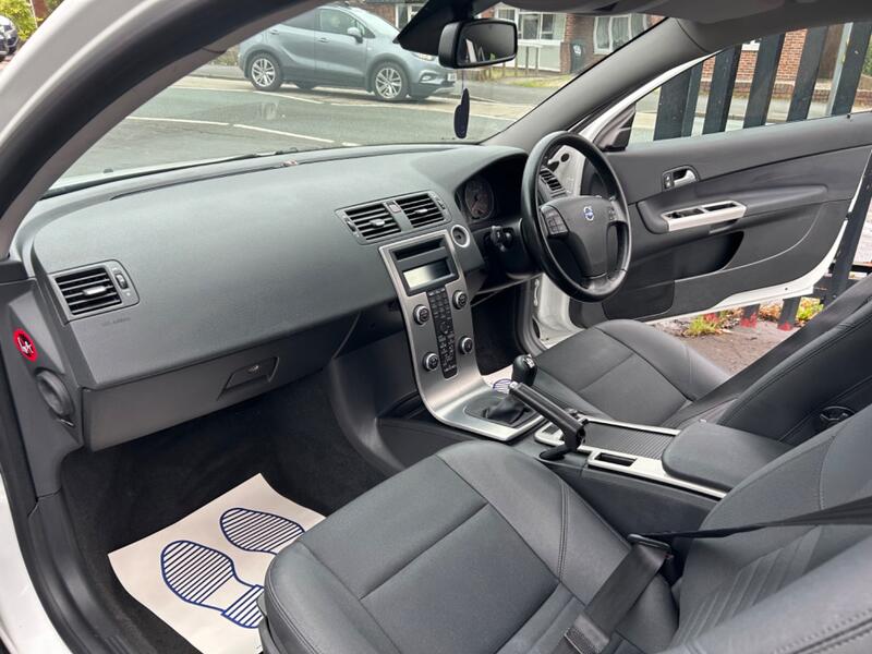 VOLVO C30