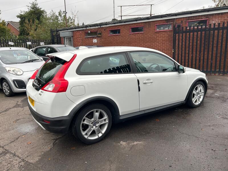 VOLVO C30