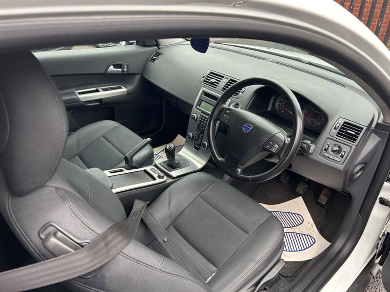 VOLVO C30