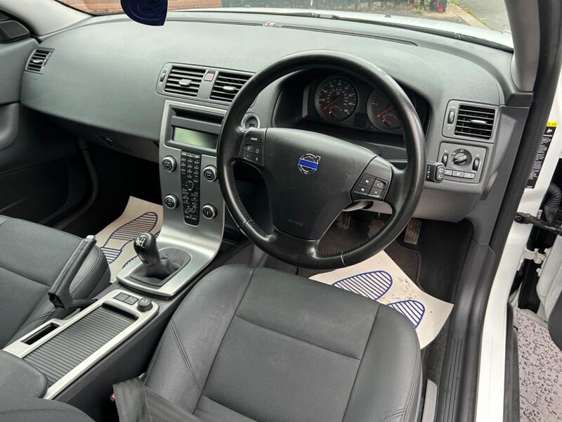 VOLVO C30