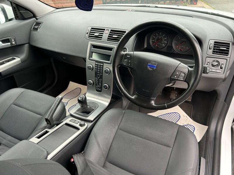 VOLVO C30