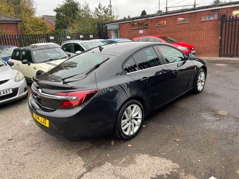 VAUXHALL INSIGNIA