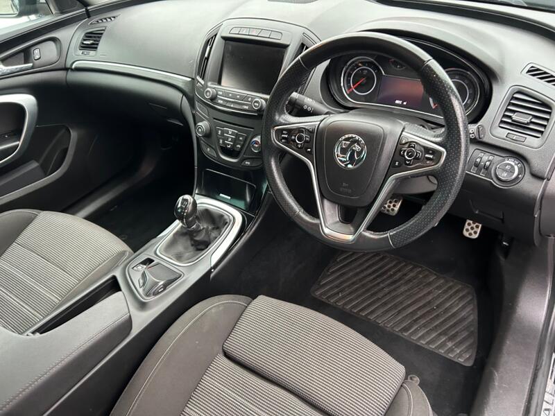 VAUXHALL INSIGNIA