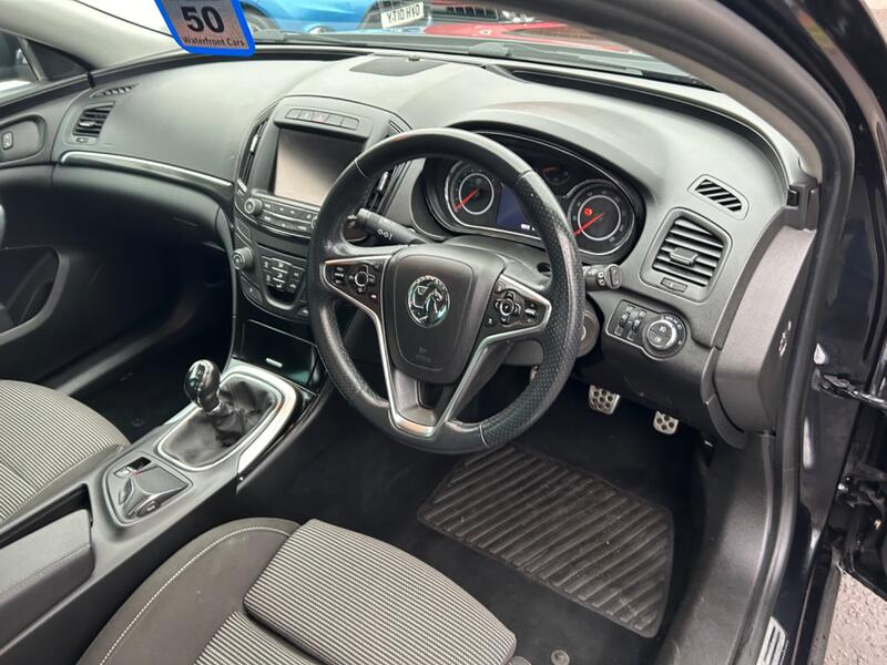 VAUXHALL INSIGNIA